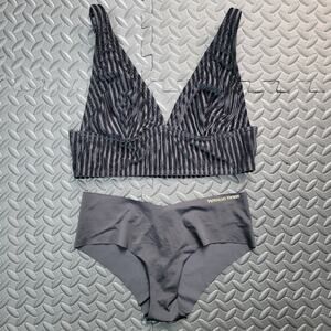 Victoria’s Secret Panty and Bralette bundle Medium
